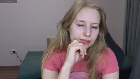 Snapshot of jessy_comely chatting on July 2026 10:32:02 AM Jessy online show from July 2026 10:32:02 AM