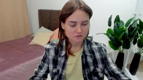 Polina online show from December 2025 10:13:01 AM