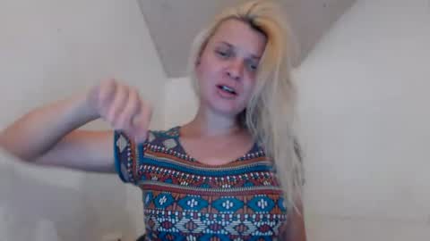 Snapshot of jessyangels chatting on July 2026 07:43:01 PM jessyangels online show from July 2026 07:43:01 PM