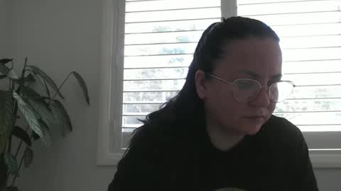 Snapshot of jessyqueen55 chatting on May 2026 04:10:01 AM OnlyJessy online show from May 2026 04:10:01 AM