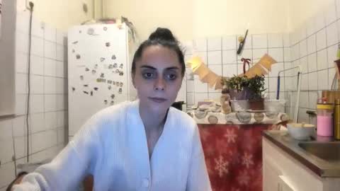 Jessy online show from September 2025 12:10:01 AM