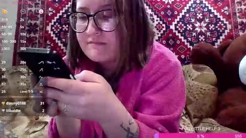 Bye everyone i cant see any reason to stay here wish u luck online show from November 2025 08:14:02 AM