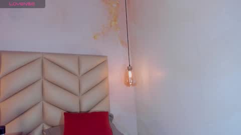 Jessica online show from December 2025 06:47:01 PM