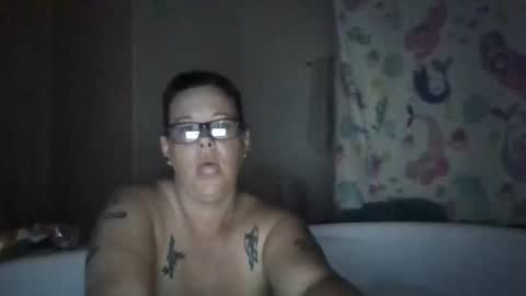 Snapshot of jewelzsquared chatting on October 2025 08:53:02 PM jewelzsquared online show from October 2025 08:53:02 PM