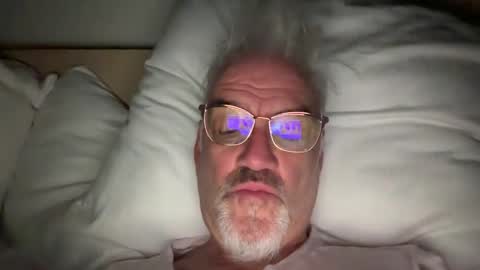 jewlronny online show from December 2024 06:44:01 AM