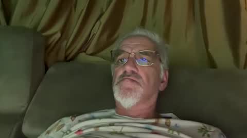 jewlronny online show from November 2025 06:12:01 PM