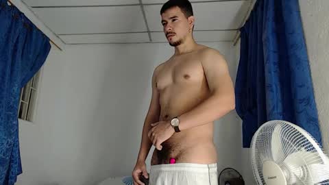 Juan David online show from November 2025 10:45:01 PM