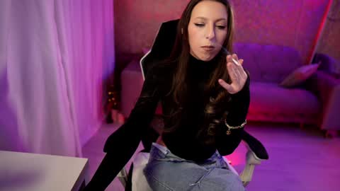 Snapshot of jeyssy69 chatting on February 2025 01:44:02 AM Jeyssy also Andra online show from February 2025 01:44:02 AM