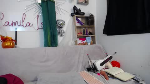 Camila online show from October 2025 02:54:01 AM