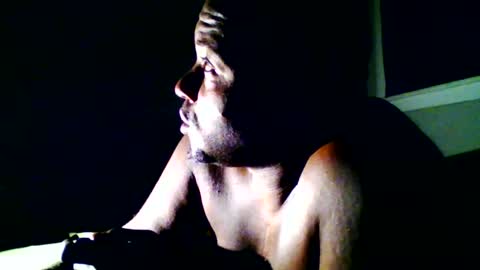 Snapshot of jezone200 chatting on December 2025 01:33:01 AM J One 55 online show from December 2025 01:33:01 AM