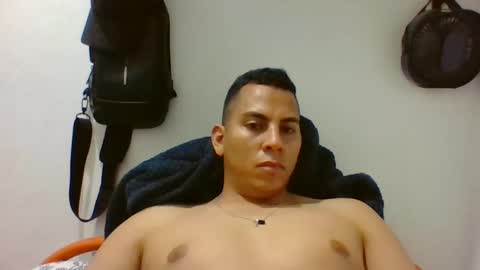 jhan1995 online show from September 2025 12:47:01 AM