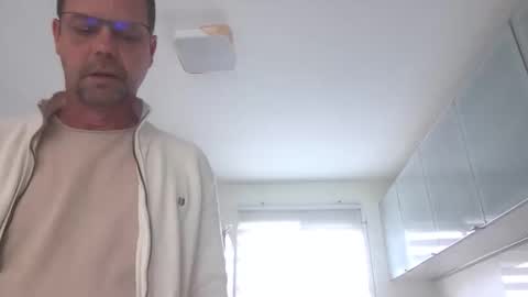 Snapshot of jhmec44000 chatting on May 2026 10:44:01 AM jhmec44000 online show from May 2026 10:44:01 AM
