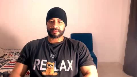 En moreno online show from November 2025 11:15:01 PM