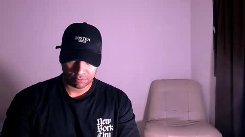 En moreno online show from December 2025 12:03:02 PM