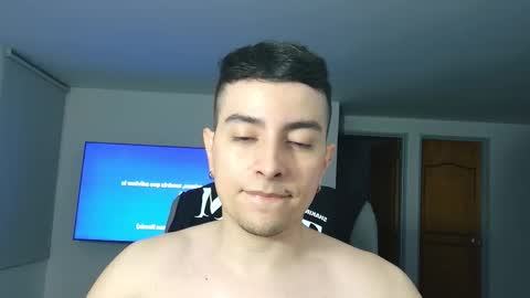 Jhoan Saenz online show from October 2025 05:08:02 AM