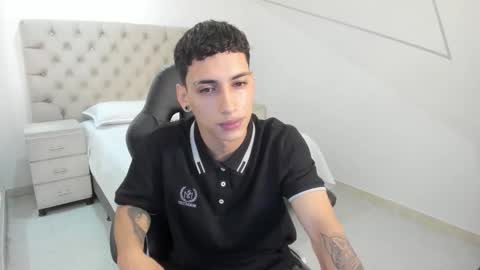 jhoanleandro online show from October 2025 04:41:02 AM