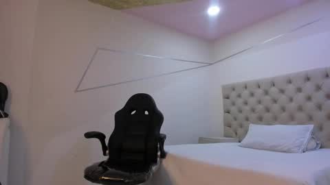 jhoanleandro online show from January 2026 05:00:02 AM