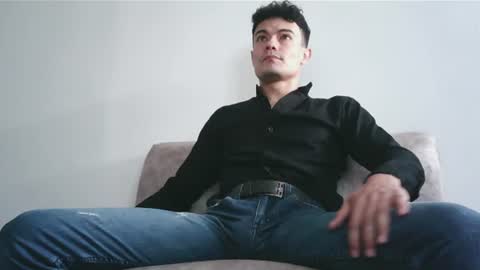 jhohanes maximo online show from June 2026 01:12:01 PM