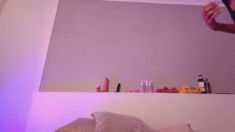 Snapshot of jhon_and_karol chatting on May 2026 04:41:02 AM Jhon and Karol online show from May 2026 04:41:02 AM