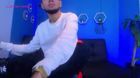 jhon_malo online show from November 2025 09:20:02 AM