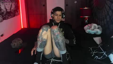 jhonny_ackerman online show from November 2025 01:17:01 AM