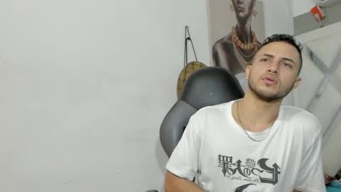 jhonny online show from January 2025 04:02:02 AM