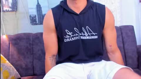 jhonny online show from February 2025 01:59:02 AM