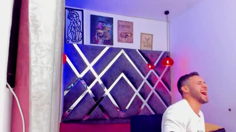 jhonny online show from March 2025 10:56:02 AM