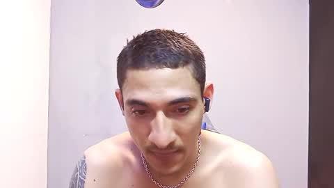 jhonny_thes28 online show from February 2026 12:43:02 AM