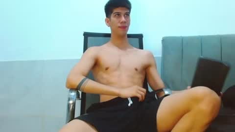 Snapshot of jhony_sex3 chatting on June 2026 06:56:02 AM jhony_sex3 online show from June 2026 06:56:02 AM
