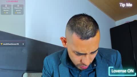 Jhony Alzate online show from September 2025 11:32:02 PM