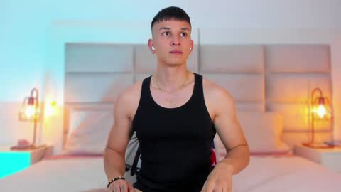 Jhosua Hunt online show from January 2025 04:09:01 AM