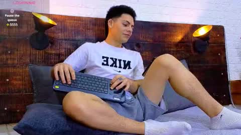 jhosuavega online show from December 2025 02:08:02 AM