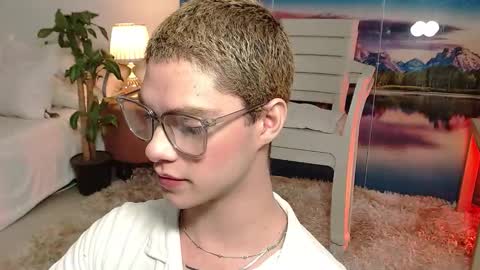 Jhuan Nhez online show from October 2025 11:00:02 AM