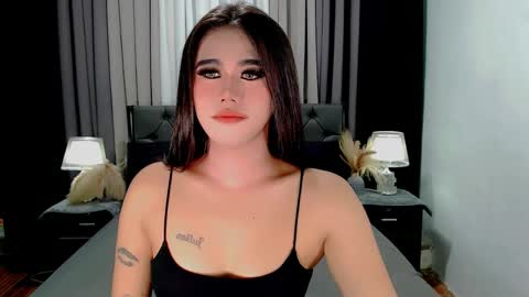 Snapshot of jhuliana_and_charles_room chatting on March 2026 11:48:02 PM jhuliana_and_charles_room online show from March 2026 11:48:02 PM