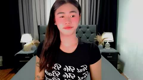 Snapshot of jhuliana_and_charles_room chatting on May 2026 12:05:01 AM jhuliana_and_charles_room online show from May 2026 12:05:01 AM