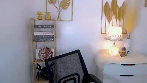 julie online show from January 2025 01:17:01 AM