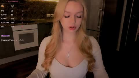 Snapshot of jiaalisaa chatting on April 2026 07:48:01 PM Lisa I would really appreciate it if you could help me achieve 88 thumbs up favorite patterns 38457588 online show from April 2026 07:48:01 PM