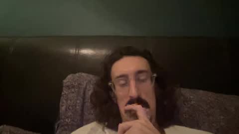 Snapshot of jiggz1986 chatting on January 2025 08:35:01 PM Jigz1986 online show from January 2025 08:35:01 PM