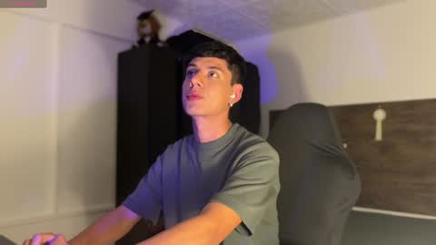 jim_dancer online show from December 2024 11:13:02 PM