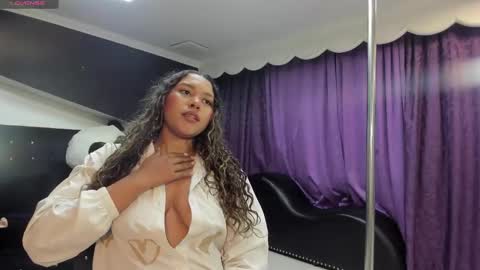 Jimena  online show from November 2025 02:23:02 AM