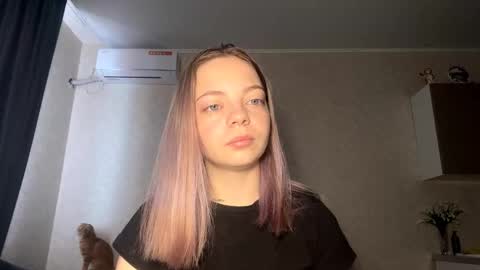 Steff online show from November 2025 07:09:01 AM