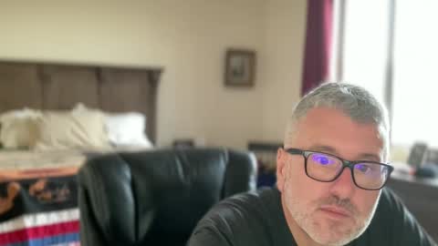 Dad of Three online show from February 2025 03:05:02 PM