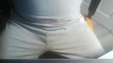 Snapshot of jimmychongax chatting on December 2024 05:31:01 PM Jimmychongax online show from December 2024 05:31:01 PM