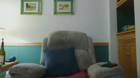 Jim online show from April 2026 11:43:02 PM