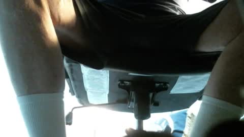 jimwellhung online show from January 2026 04:15:01 AM