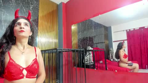 jisooluv online show from November 2025 07:12:01 PM