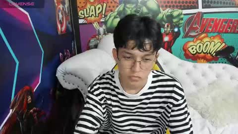 Snapshot of jisus_cat chatting on January 2025 01:10:02 AM Jisus online show from January 2025 01:10:02 AM