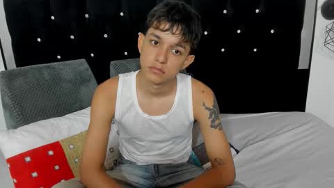 Snapshot of jisus_cat chatting on December 2025 03:00:02 AM Jisus online show from December 2025 03:00:02 AM