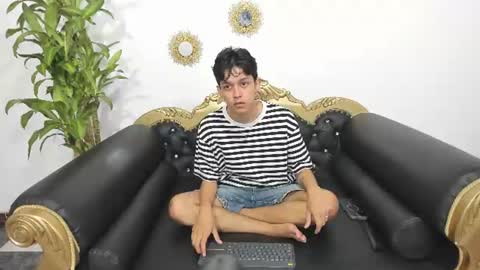 Snapshot of jisus_catt chatting on July 2026 02:06:02 AM Jisusth online show from July 2026 02:06:02 AM